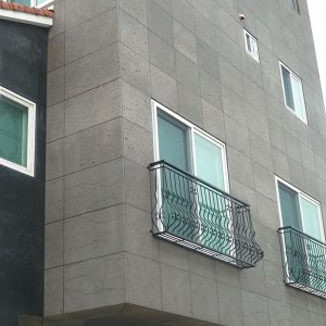 Lava Middle Holes NAH002