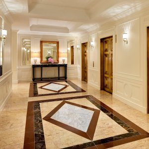Marble Medallion PHYX150