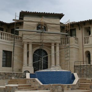 Travertine column NSC004	
